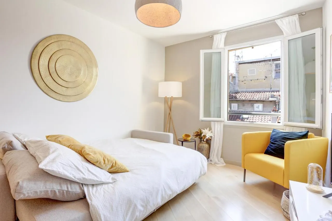 Apartment Lou C -Charmant Apt, Clim, Wifi, Refait A Neuf, 6Pers Nice France