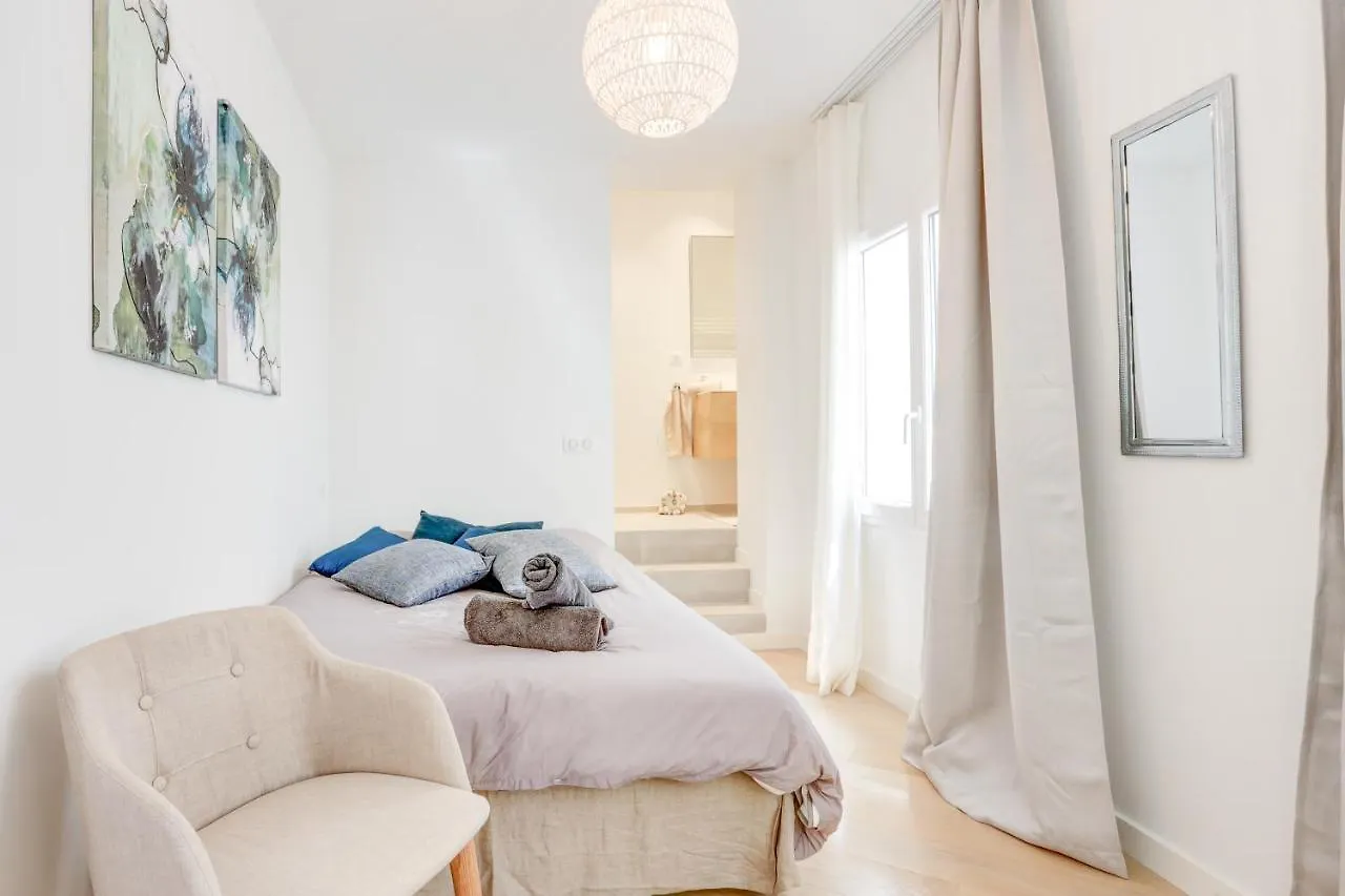 Apartment Lou C -Charmant Apt, Clim, Wifi, Refait A Neuf, 6Pers Nice France