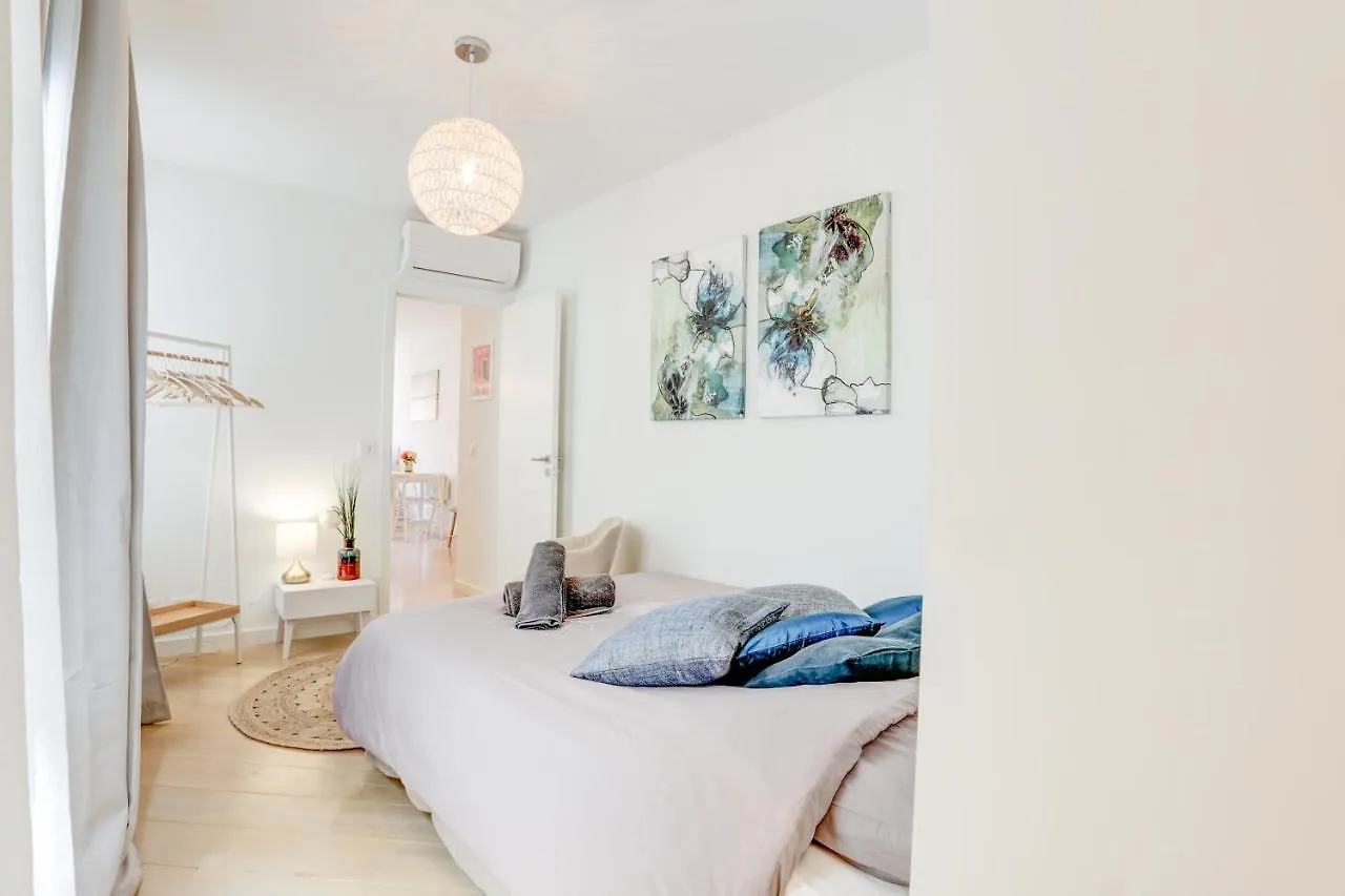 Lou C -Charmant Apt, Clim, Wifi, Refait A Neuf, 6Pers Nice France